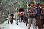 Procession_H.jpg