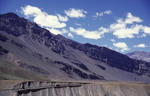 Road_in_valley_Ai.jpg