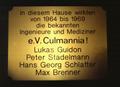 Montage der Gedenktafel an der Culmannstrasse, WK1986